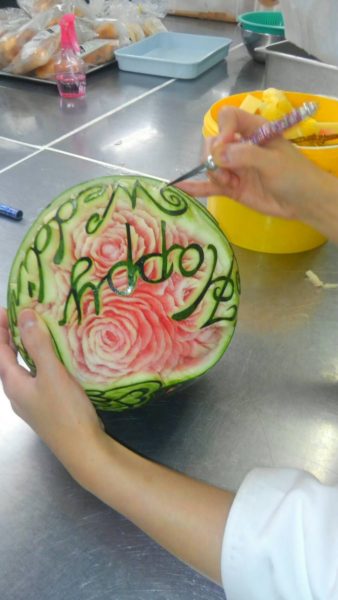 carving_watermelon1